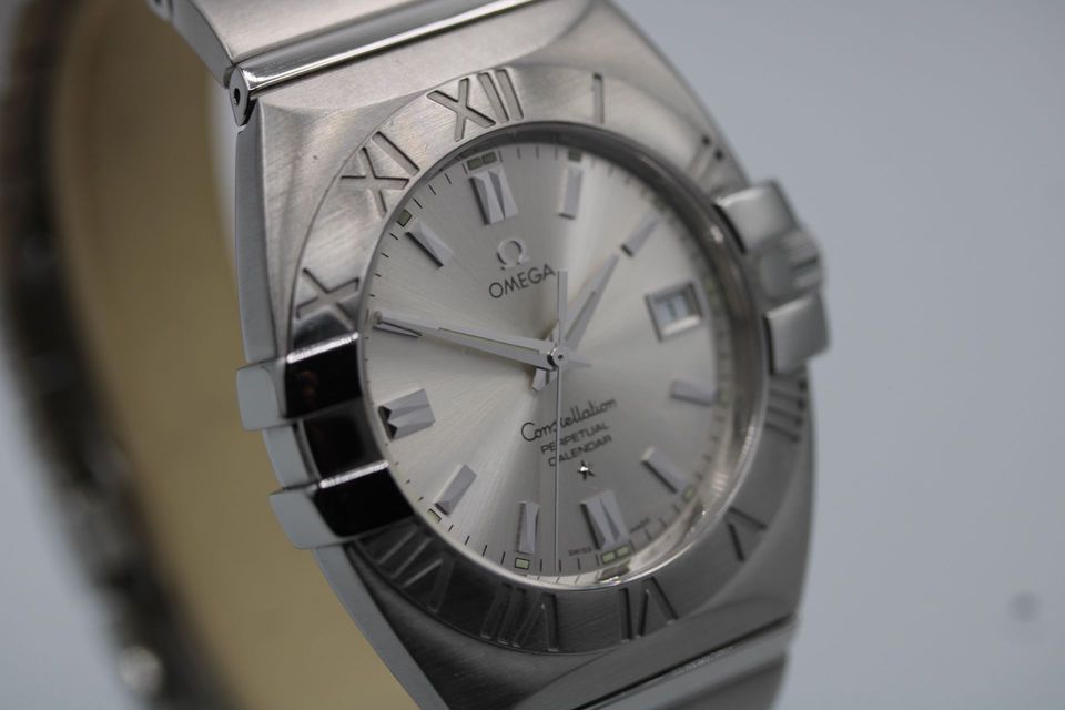 Omega Constellation Double Eagle 1513.30.00 Image 2
